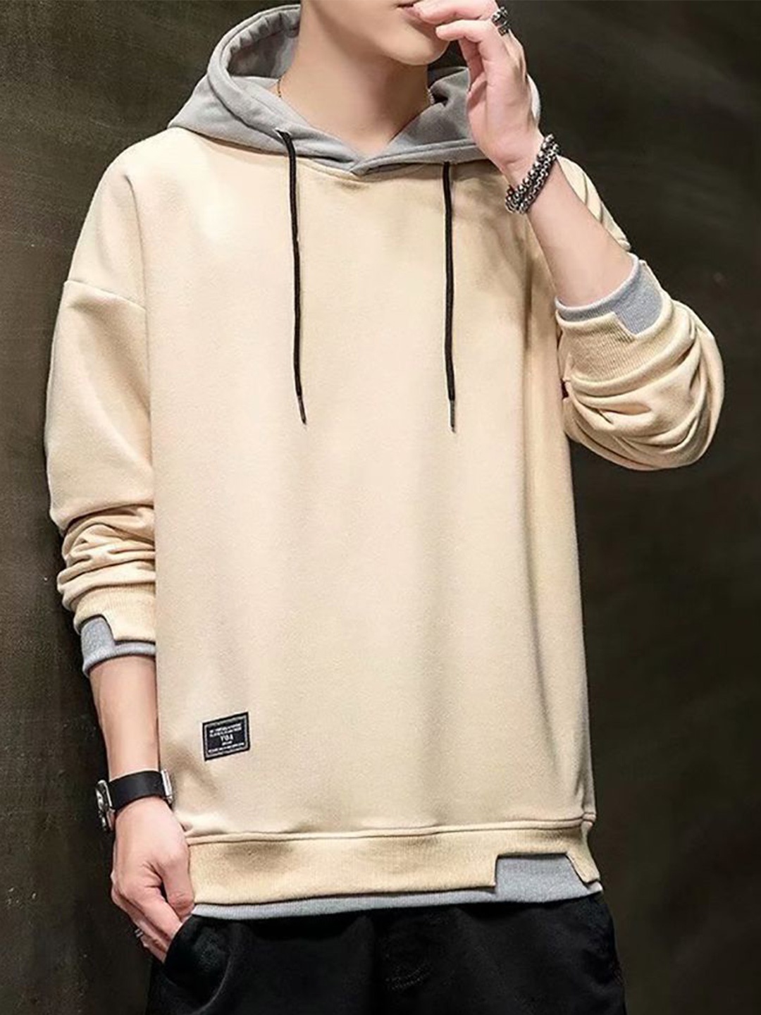 

StyleCast x Revolte Men Colourblocked Long Sleeves Hooded Sweatshirt, Beige
