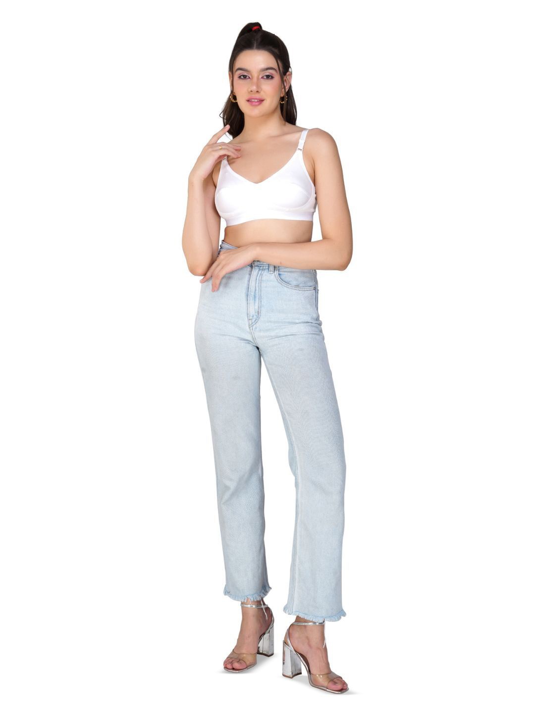 

Teenager Women Breathable Fabric Seamless Proper Fit All Day Comfort Everyday Bra, White