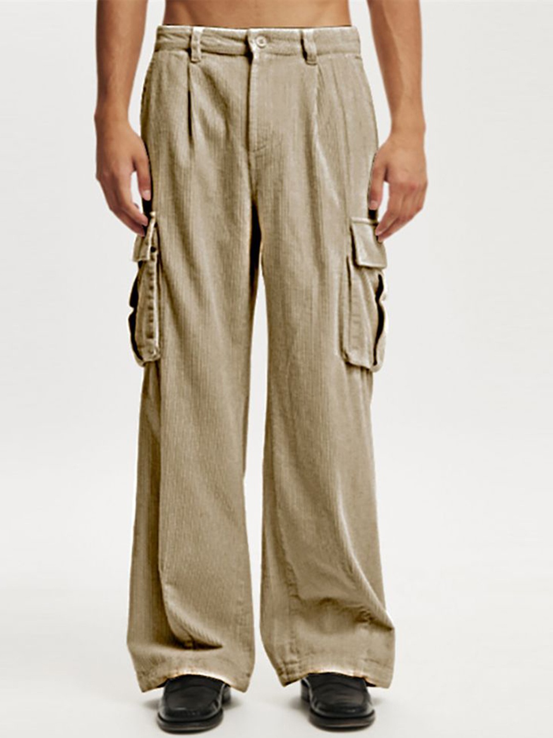 

StyleCast x Revolte Men Easy Wash Mid-Rise Cargos Trousers, Khaki