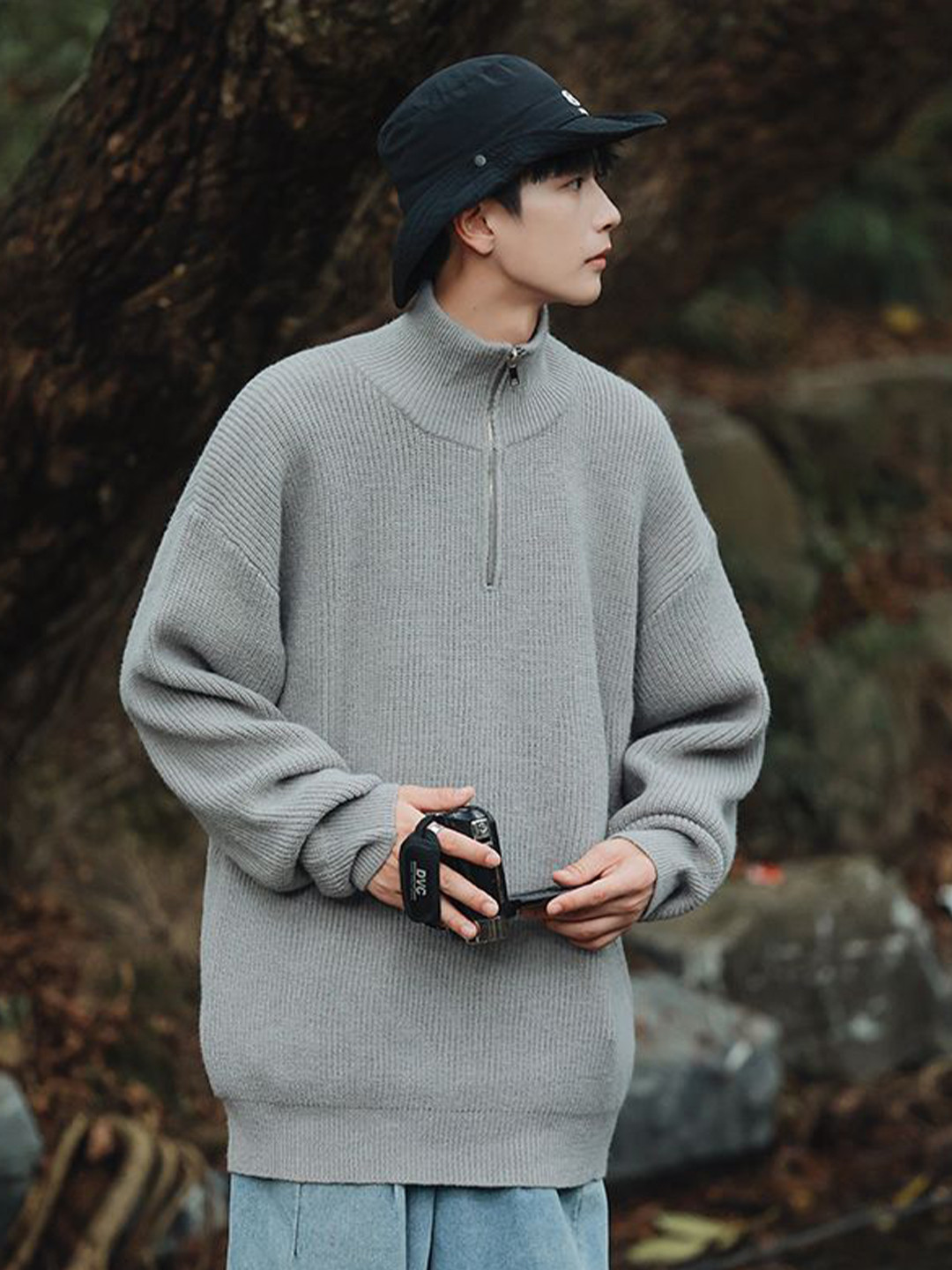 

StyleCast x Revolte Men Striped Longline Pullover Sweaters, Grey