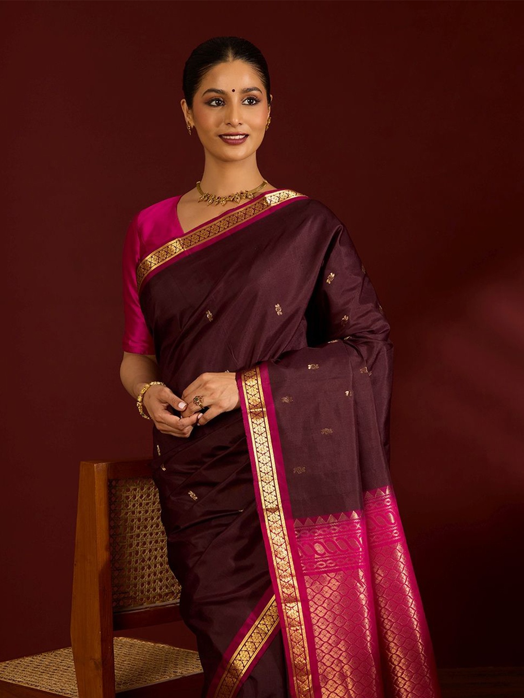 

Taneira Woven Design Zari Pure Silk Traditional Kanjeevaram Saree, Brown