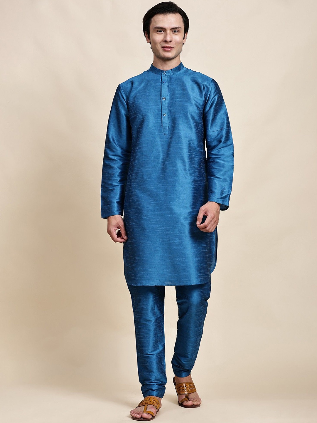 

SKAVIJ Mandarin Collar Long Sleeves Straight Kurta with Churidar, Turquoise blue