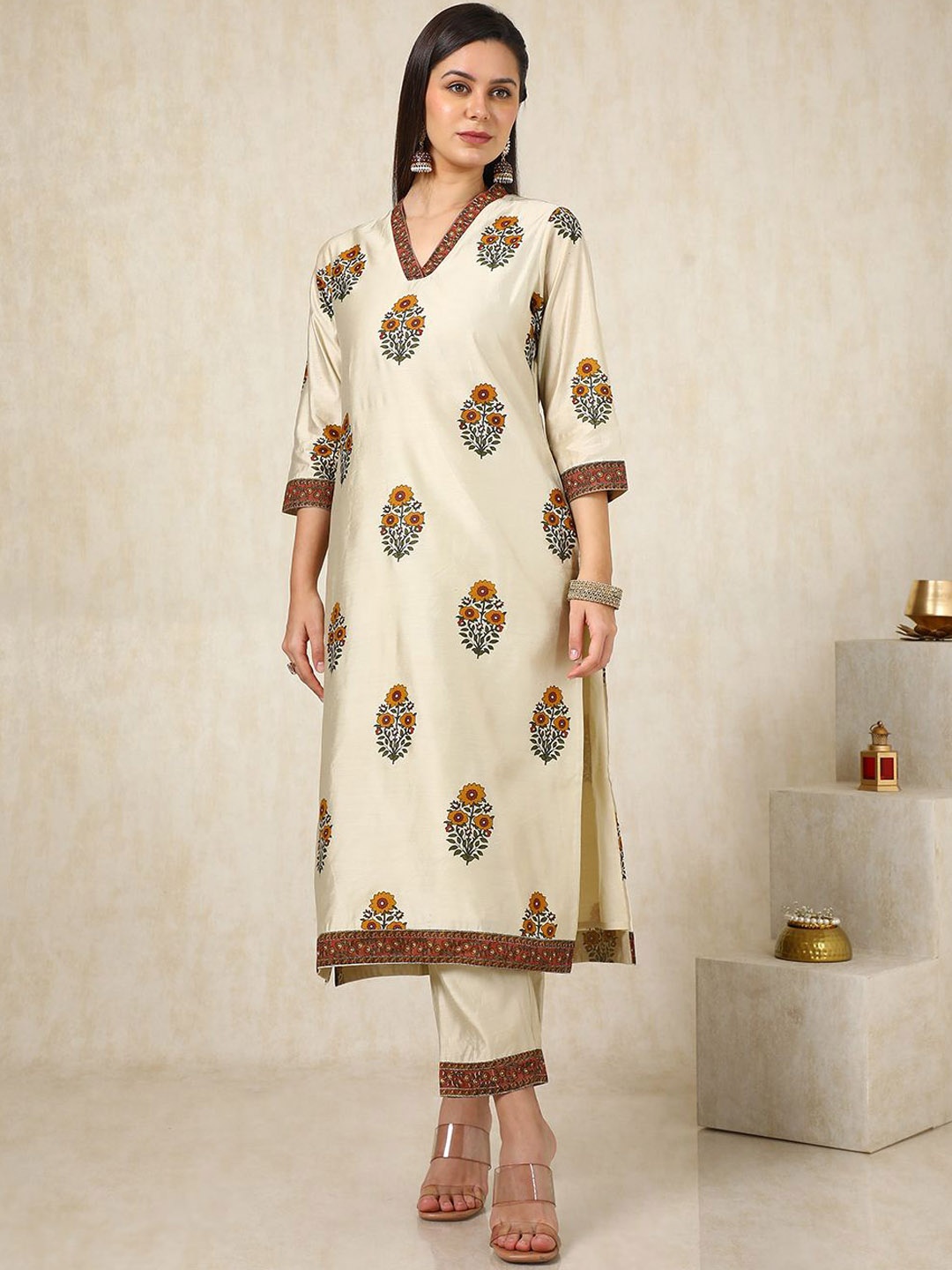 

Soch Cream-Coloured Floral Printed V-Neck Regular Kurta With Trousers