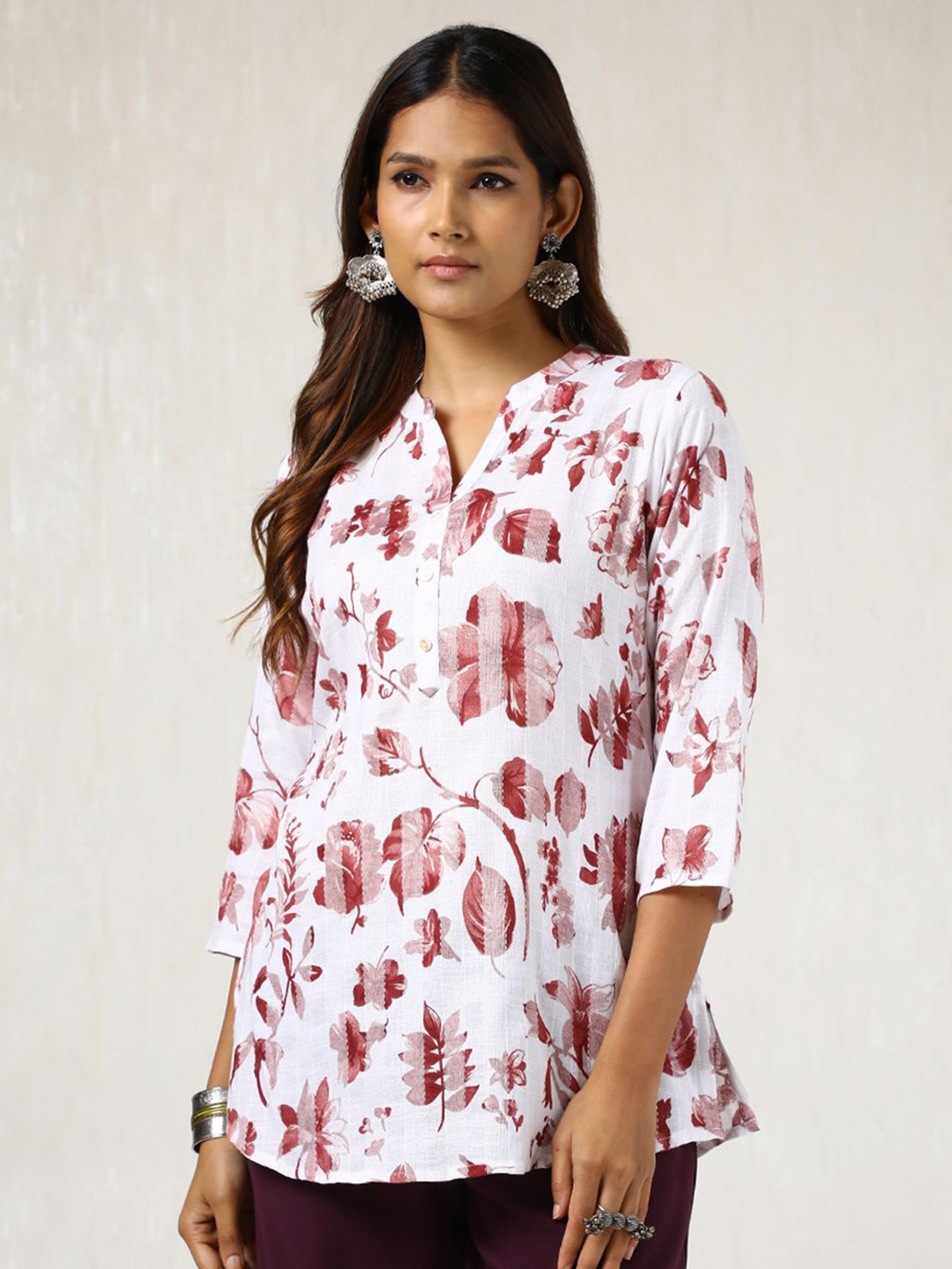 

Soch Women Cotton Mandarin Collar Floral Printed Tunic, White