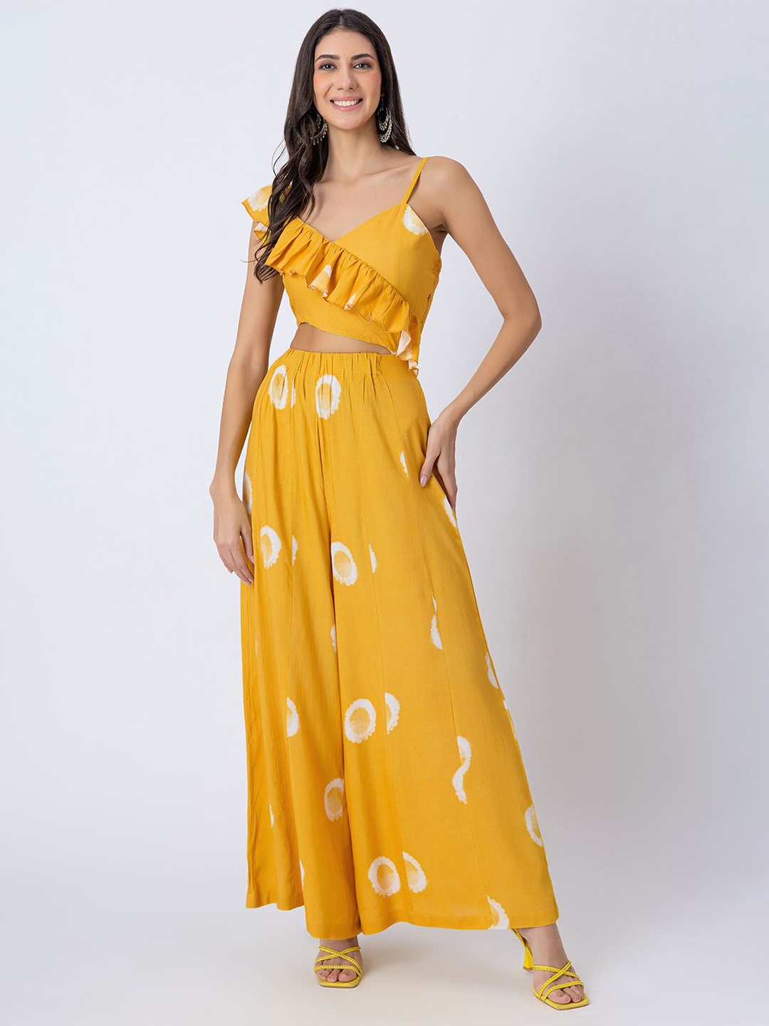 

Moomaya Women Printed Basic Jumpsuit, Yellow