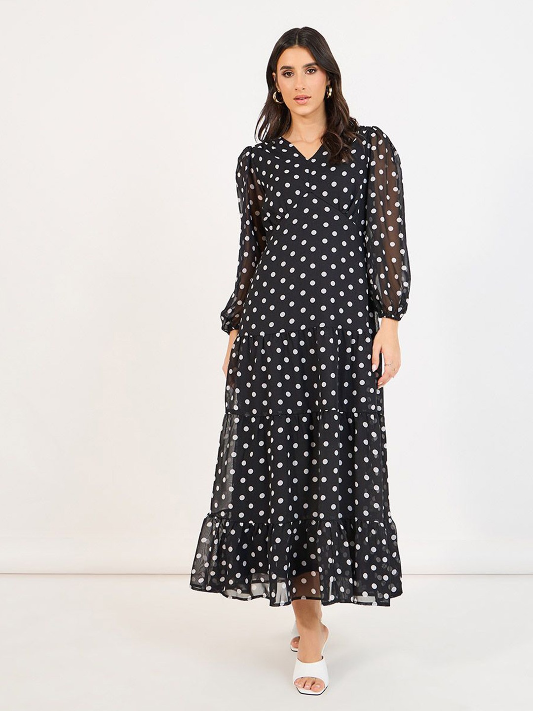 

Styli Women Polka Dot Print V-Neck Long Sleeves A-Line Maxi Dress, Black