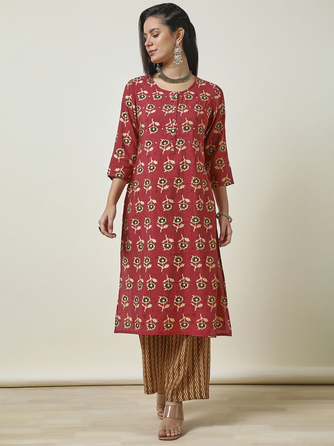 

Soch Red Floral Embroidered Round Neck Straight Mirror Work Kurta With Palazzos