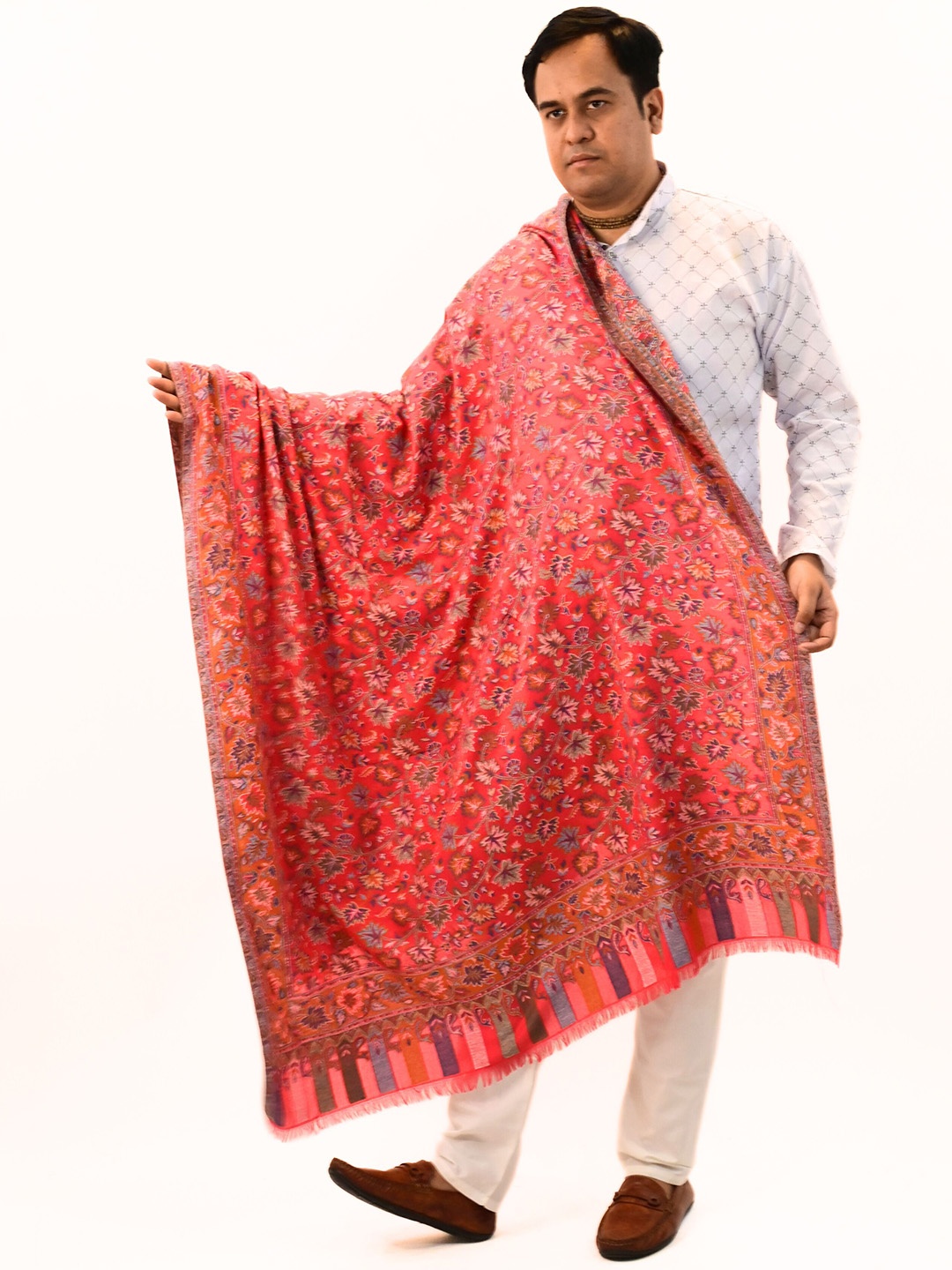 

Vrinde Floral Printed Pure Woollen Shawl, Red