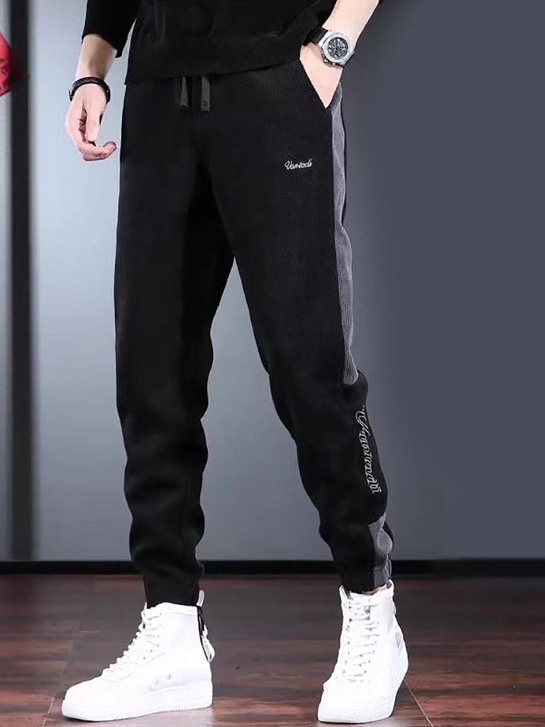 

StyleCast x Revolte Men Skinny Fit Easy Wash Joggers Trousers, Black