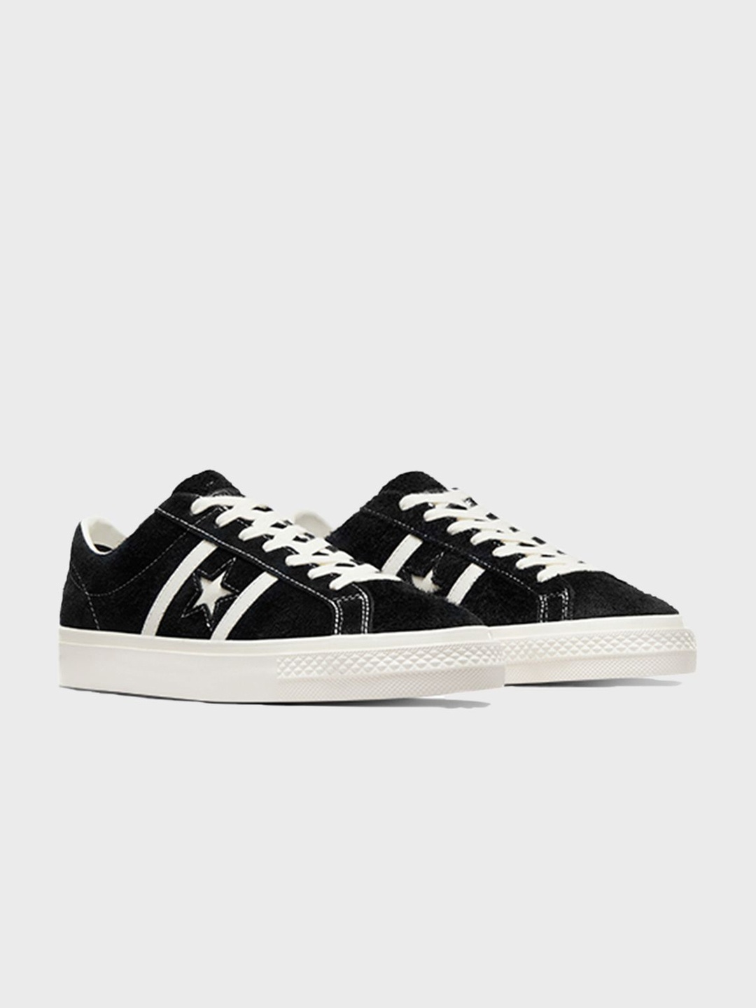 

Converse Unisex One Star Academy Pro Suede Sneakers, Black