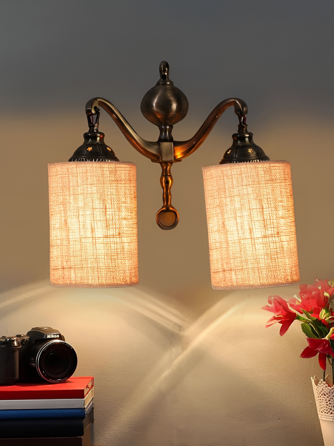 

Devansh Beige & Gold-Toned Cylinder Shaped Metal Contemporary Wall Lamp