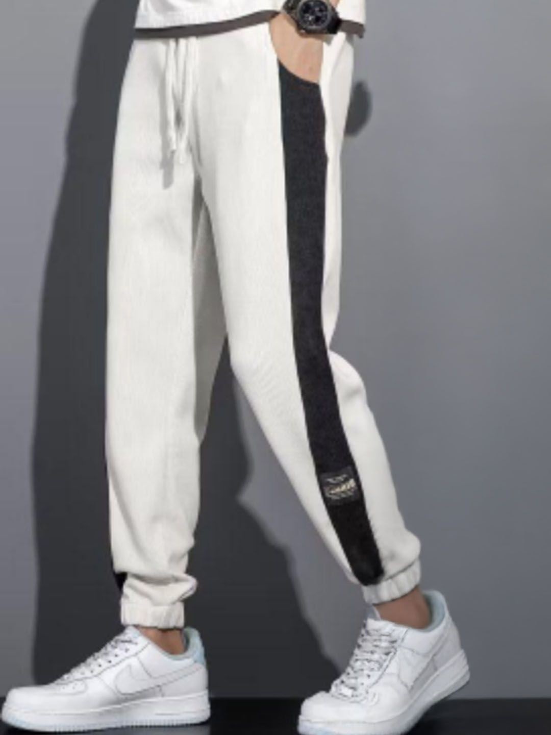 

StyleCast Men Printed Mid Rise Joggers, White
