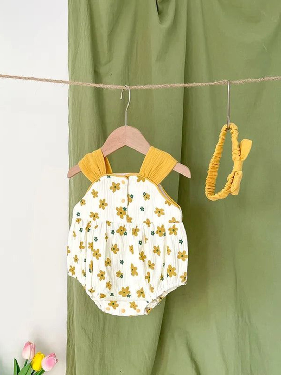 

Ju Ju Jam Infant Girls Printed Cotton Bodysuits With Handband, Yellow