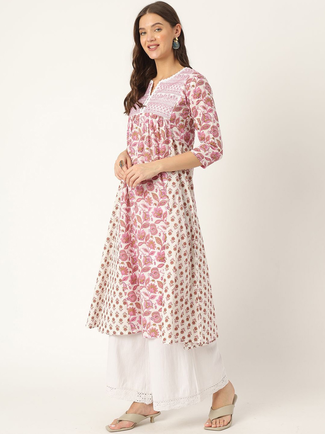 

Ashlee Floral Printed Notch Neck Cotton Kurta, Pink