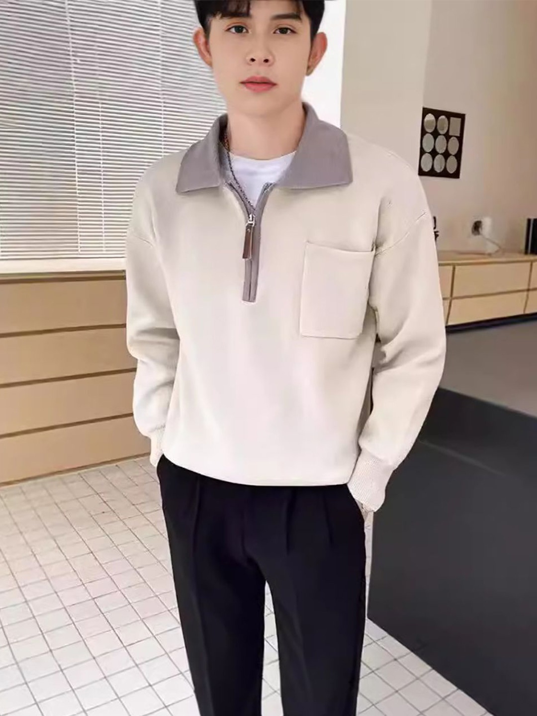 

StyleCast x Revolte Men Shirt Collar Pullover Sweatshirt, Beige