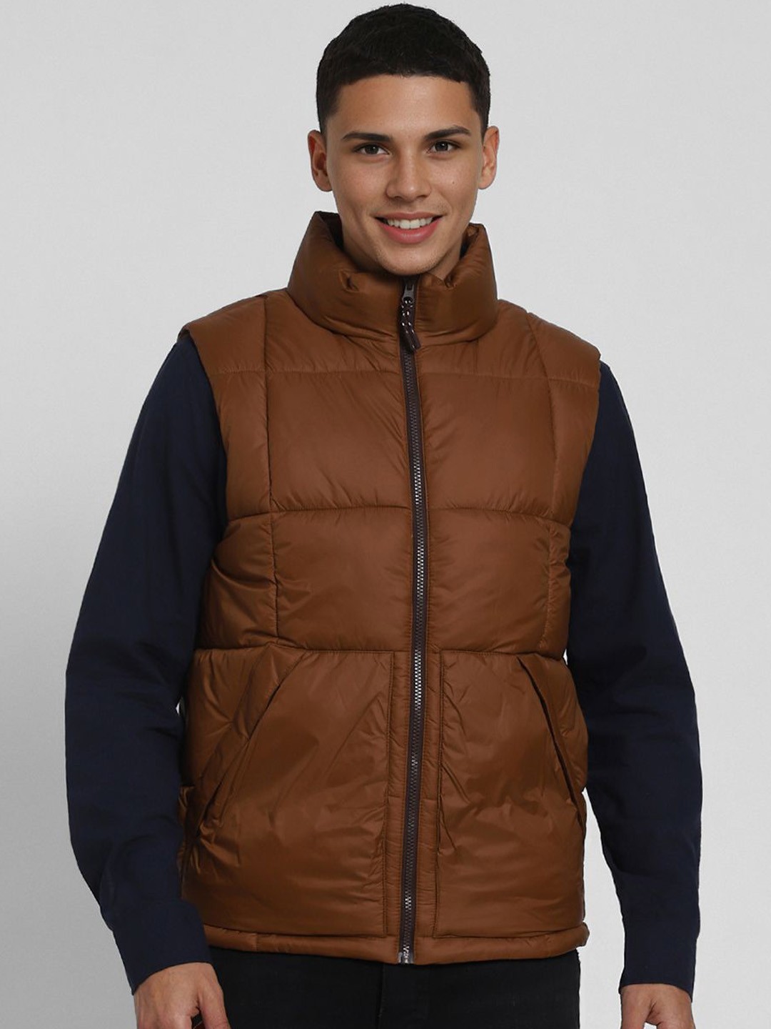 

AMERICAN EAGLE OUTFITTERS Men Puffer Jacket, Brown