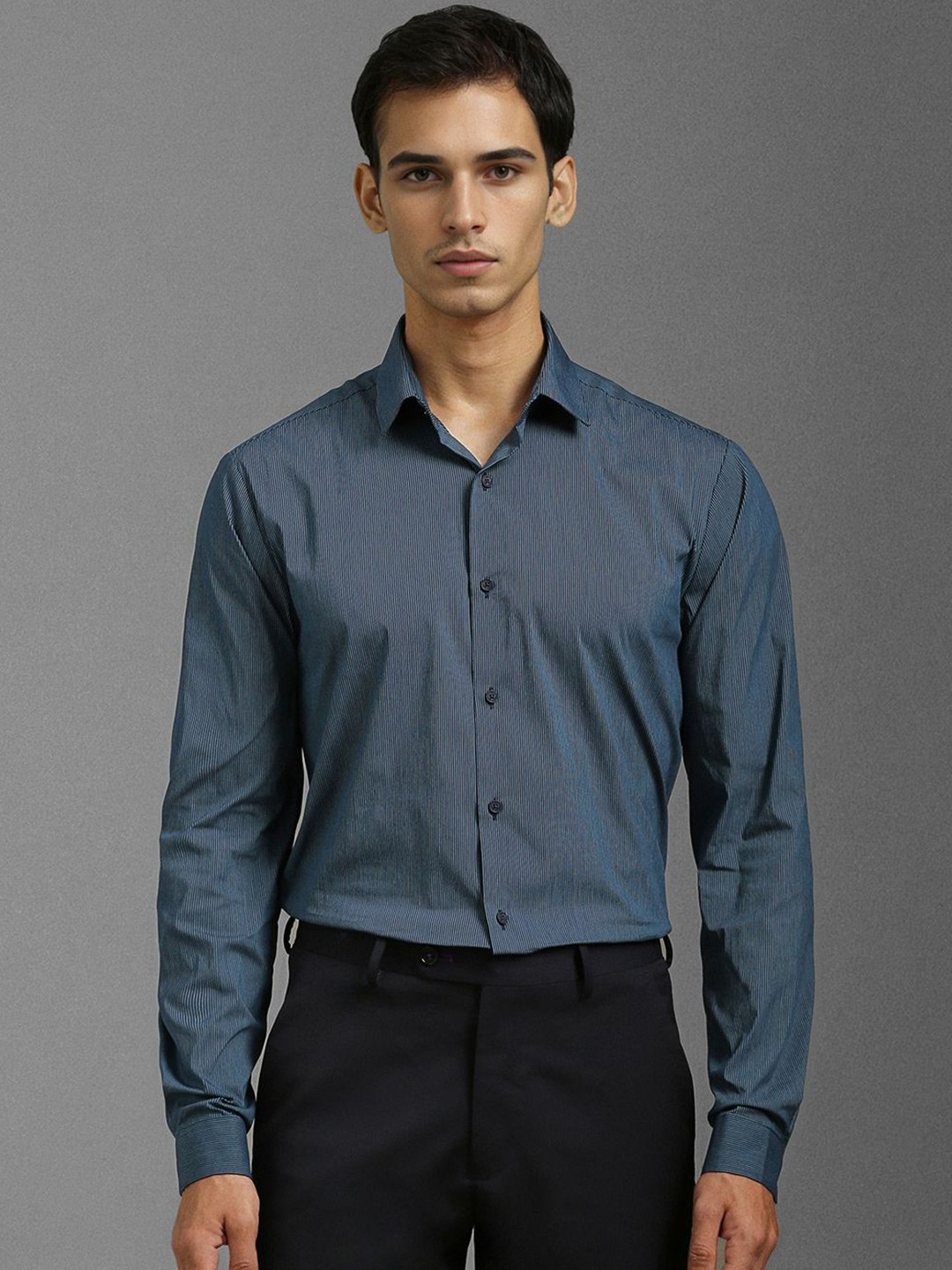 

Louis Philippe Sport Striped Super Slim Fit Casual Shirt, Navy blue