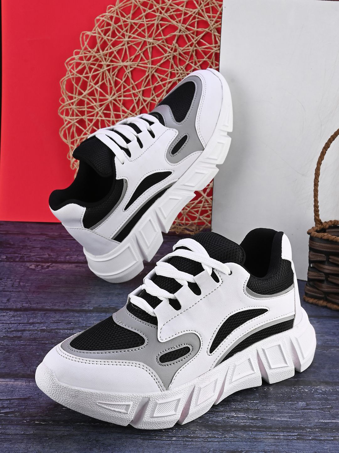 

Killer Women Colourblocked Lace-Ups Sneakers, Grey
