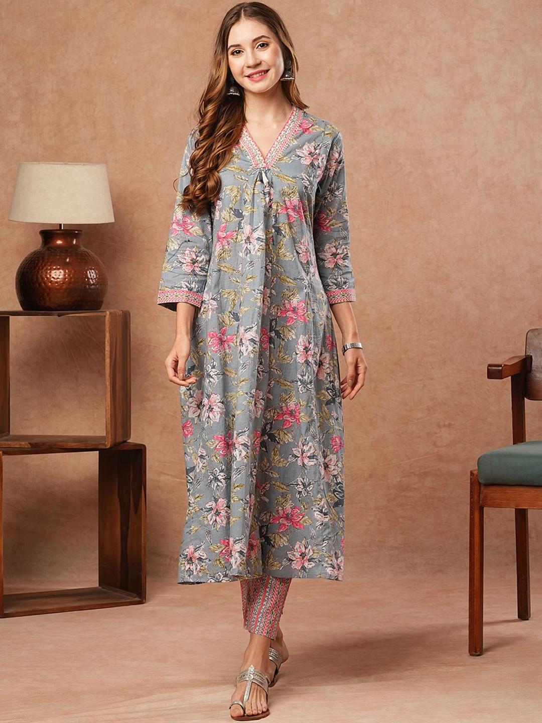 

FASHOR Grey Floral Printed V-Neck Thread Work Pure Cotton A-Line Kurta With Trousers