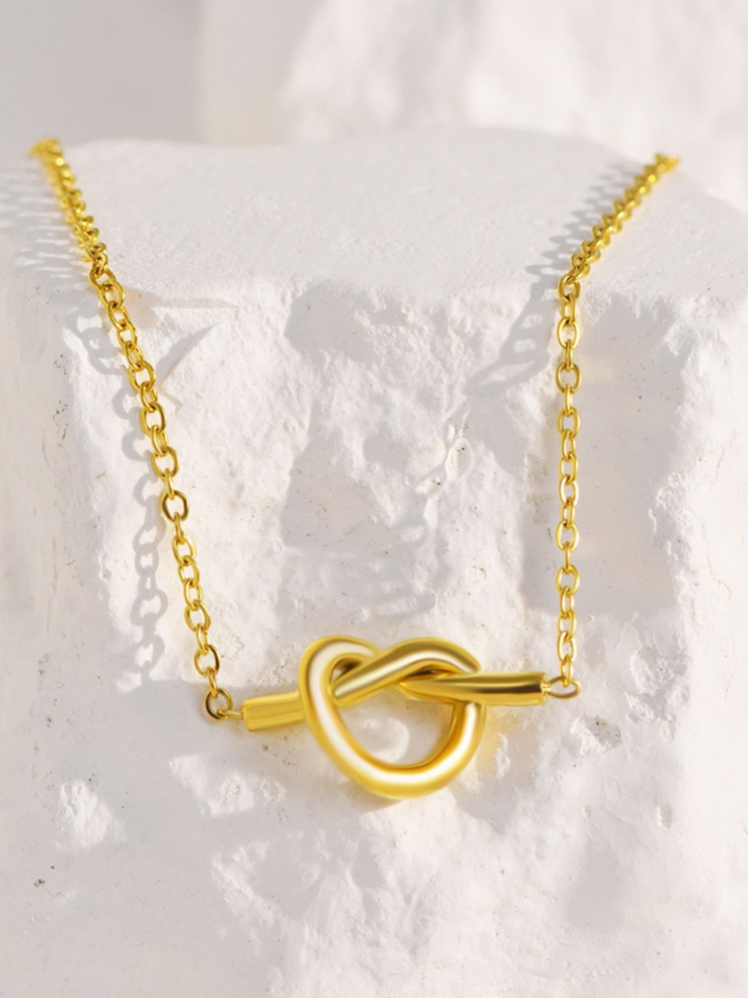 

AQUASTREET 18K Antitarnish Waterproof Knot Pendant Necklace, Gold