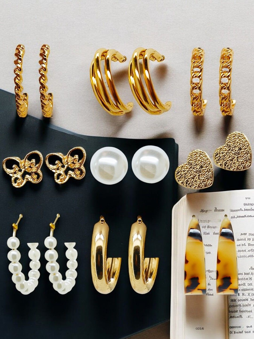 

9blings Set Of 9 Gold-Plated Pearls Contemporary Studs