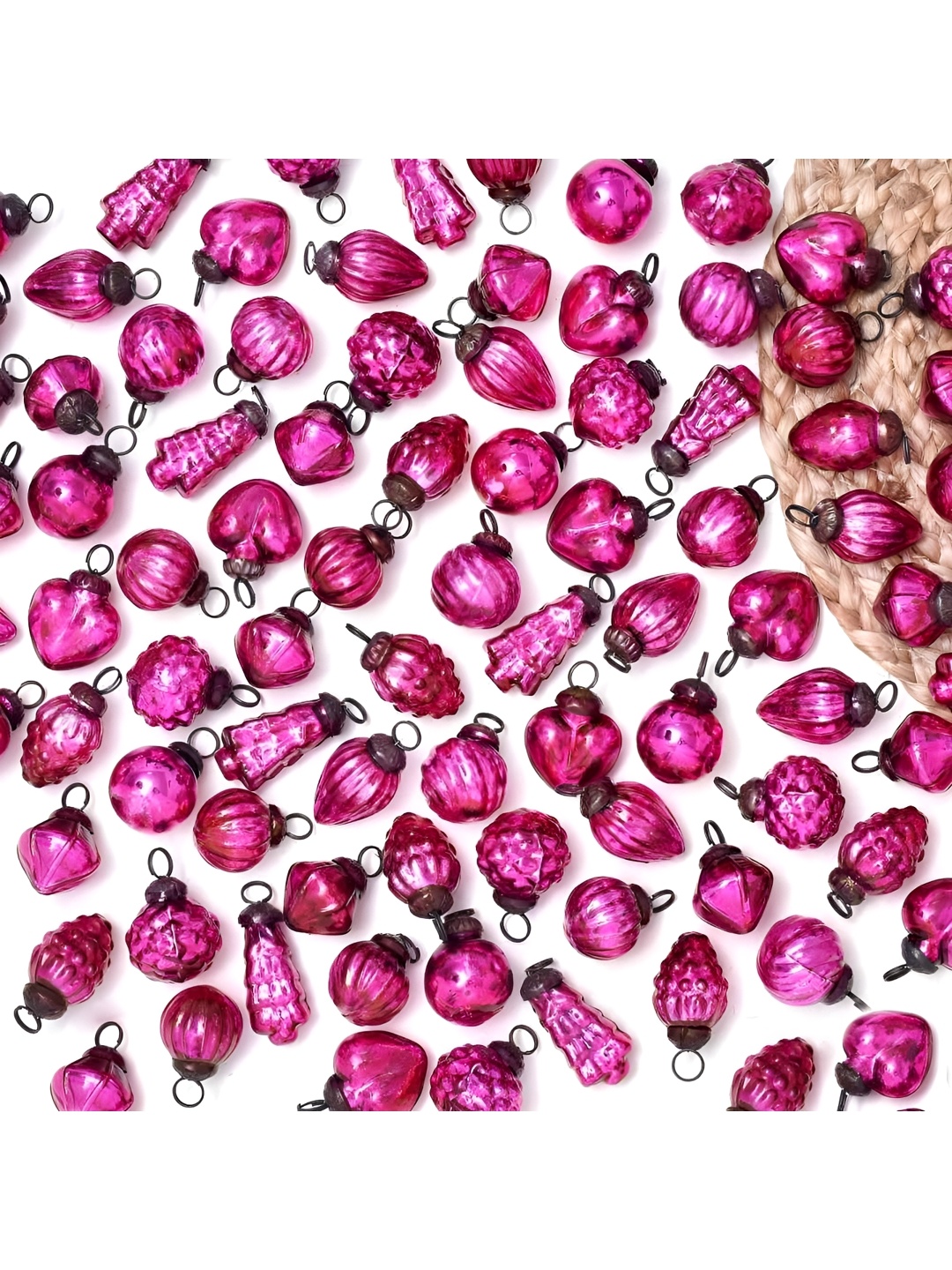 

Indianshelf 25-Pcs Pink Glossy Glass Christmas Tree Decoration