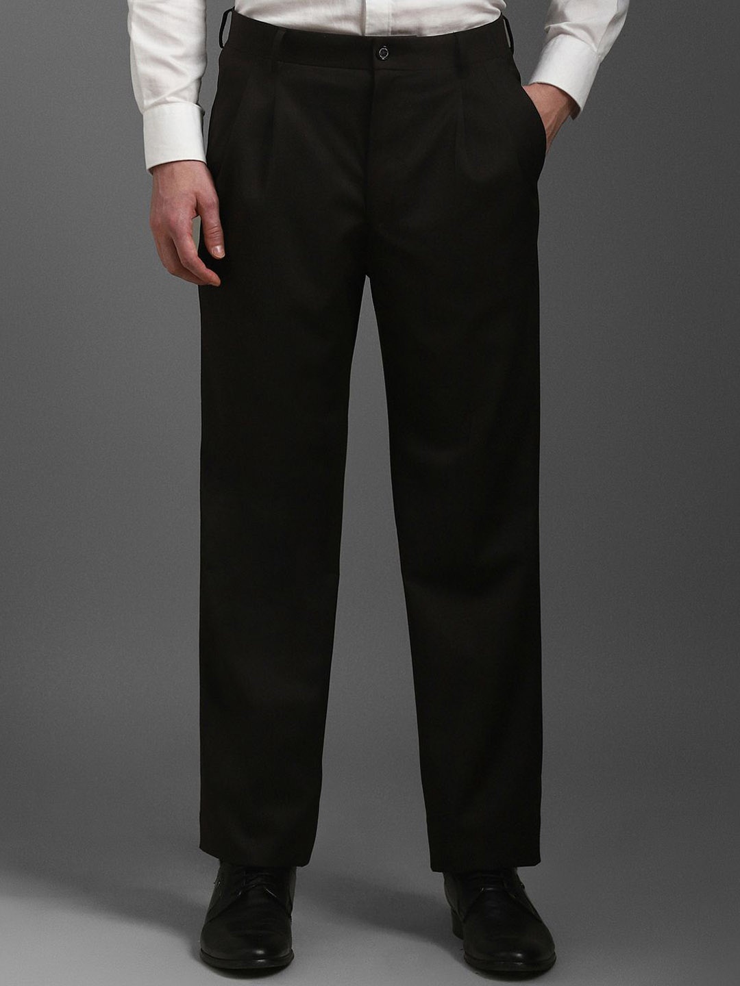 

Louis Philippe Men Classic Pleated Formal Trousers, Black