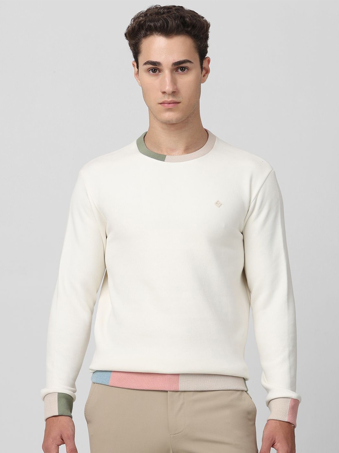 

Mufti Men Round Neck Pullover Sweatshirt, Off white