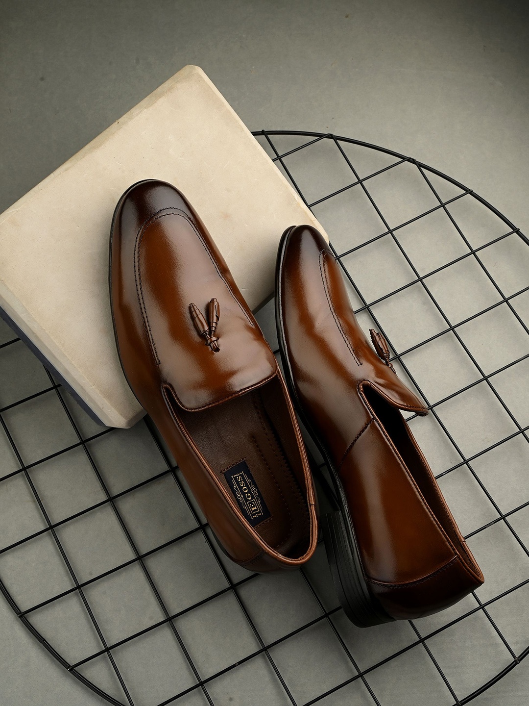 

Egoss Men Round Toe Leather Formal Loafers, Tan