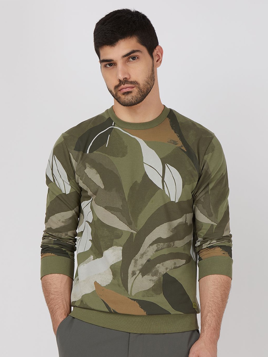 

Mufti Men Printed Sweatshirt, Olive