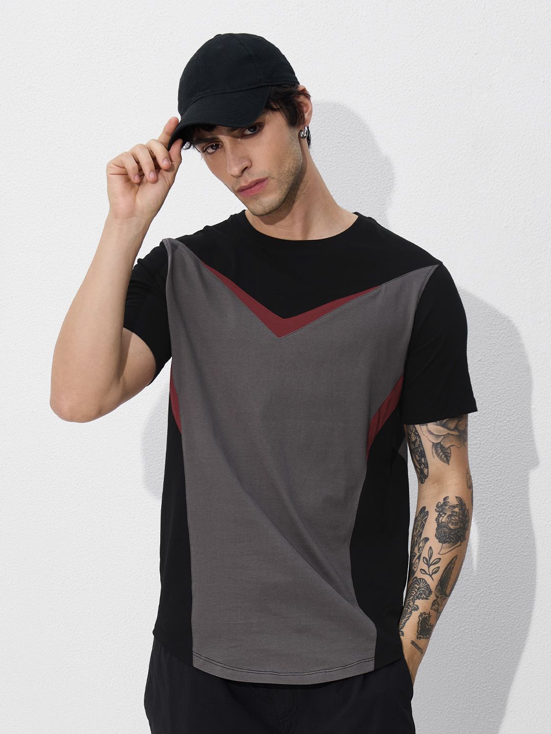 

The Souled Store Men Colourblocked T-shirt, Multi