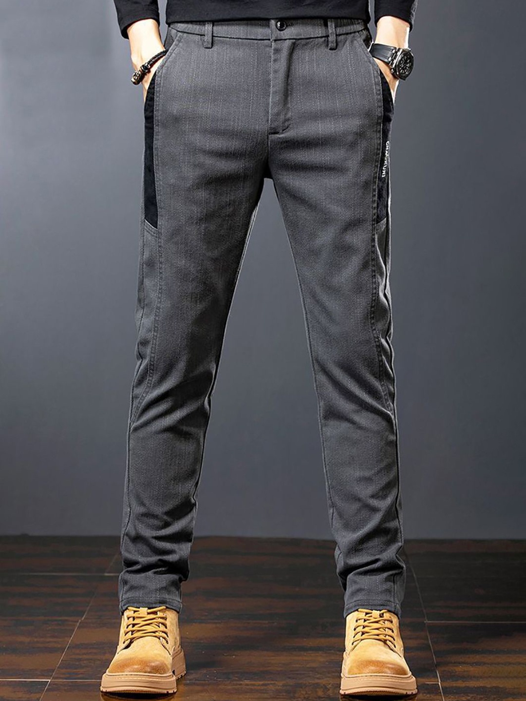 

StyleCast x Revolte Men Mid-Rise Skinny Fit Easy Wash Trousers, Grey