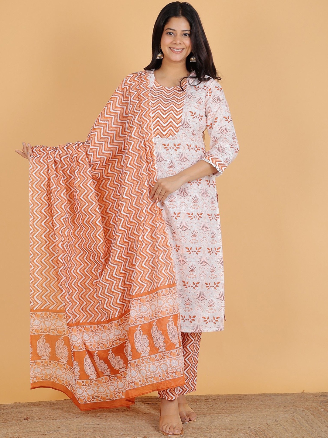 

Aramya Floral Printed Round Nek Regular Pure Cotton Kurta With Trouser With Dupatta, White