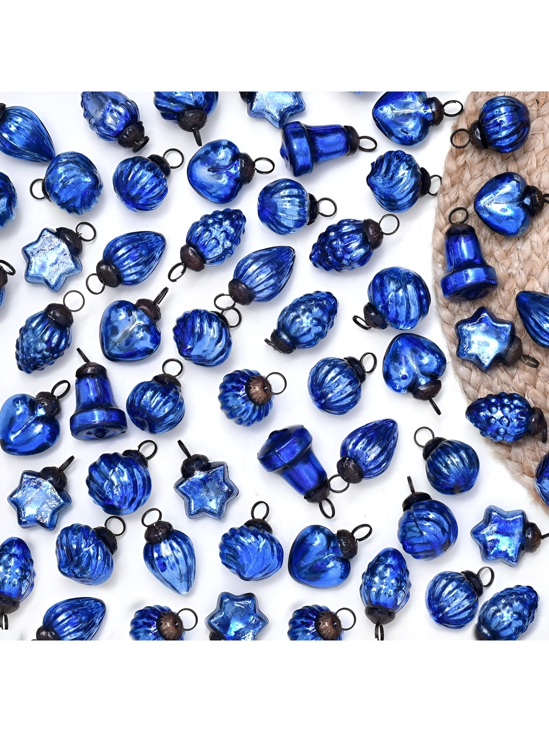 

Indianshelf 25-Pcs Blue Glossy Glass Christmas Tree Ornaments