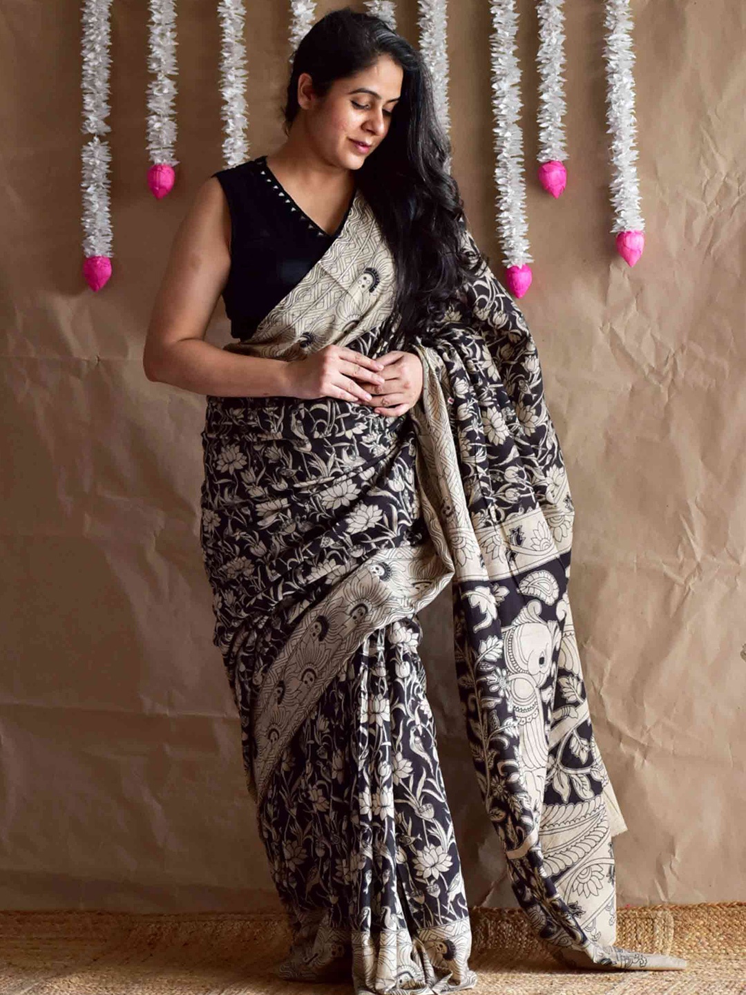 

Sundarii Kalamkari Printed Pure Cotton Saree, Black