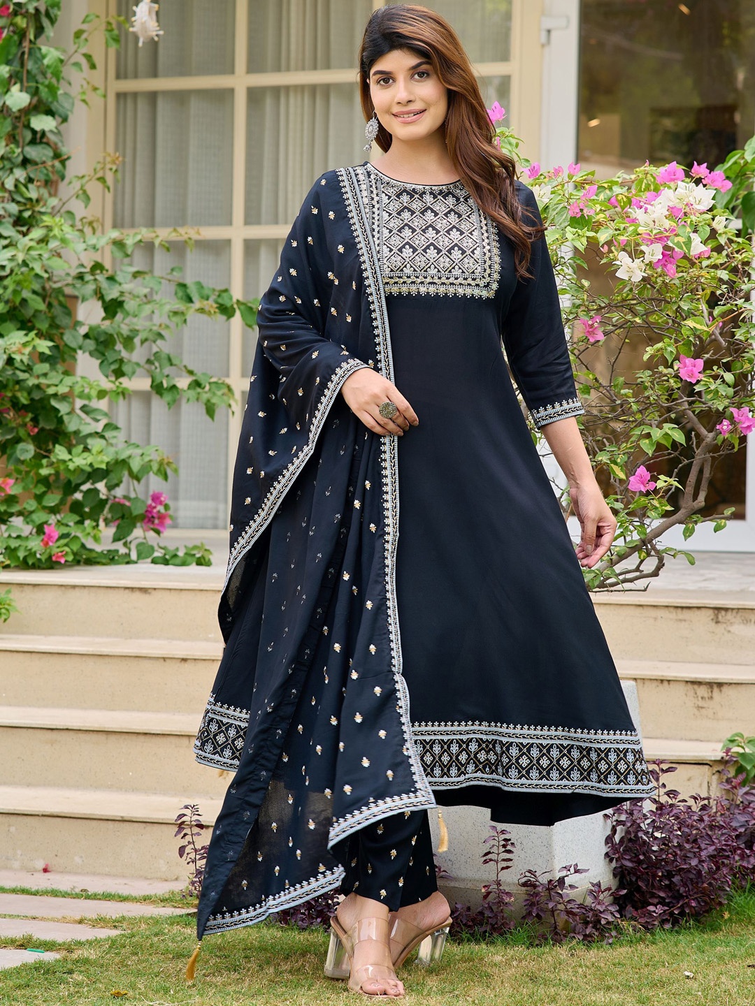 

Bhoolft Women Embroidered Kurta With Trousers & Dupatta, Black