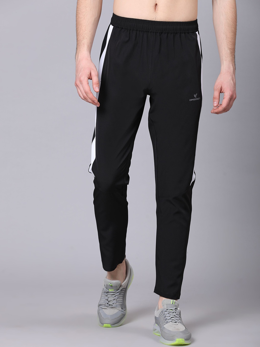 

Dpassion Men Colourblocked Rapid-Dry Track Pant, Black