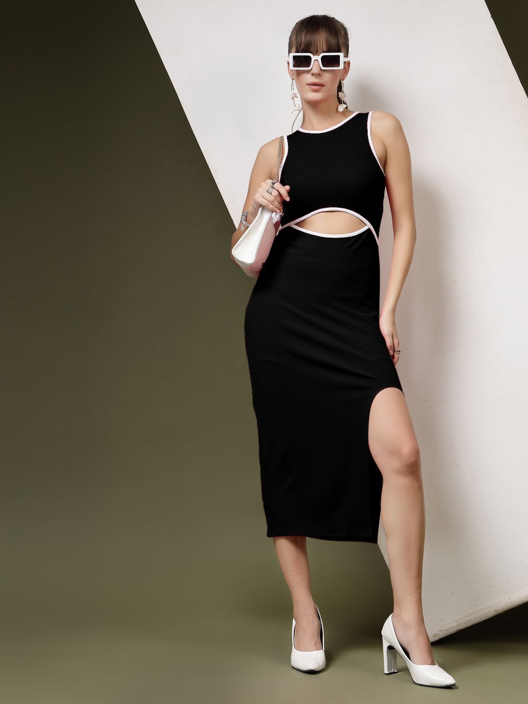 

Oomph! Women Sleeveless Sheath Midi Dress, Black