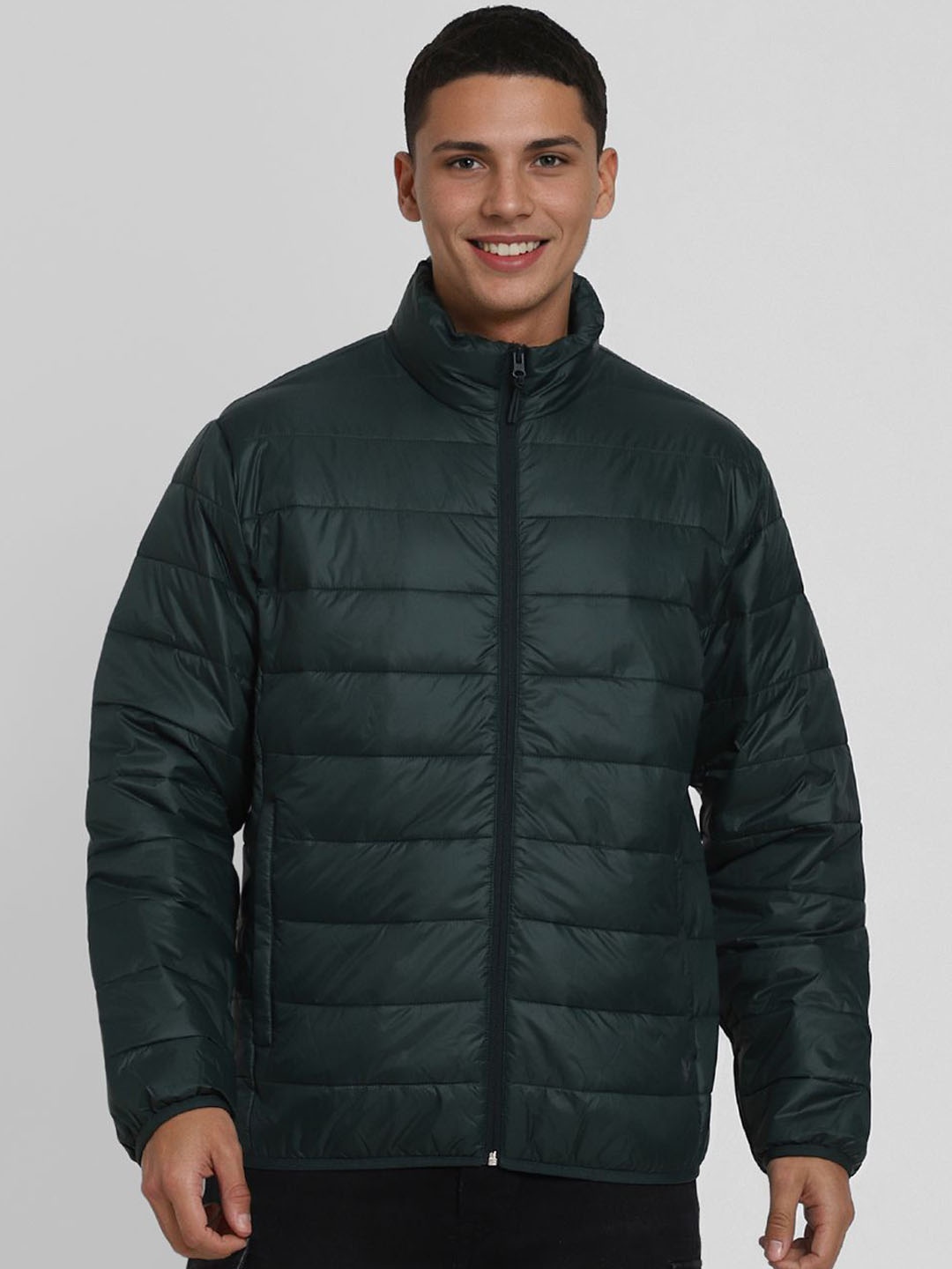 

AMERICAN EAGLE OUTFITTERS Men Puffer Jacket, Green
