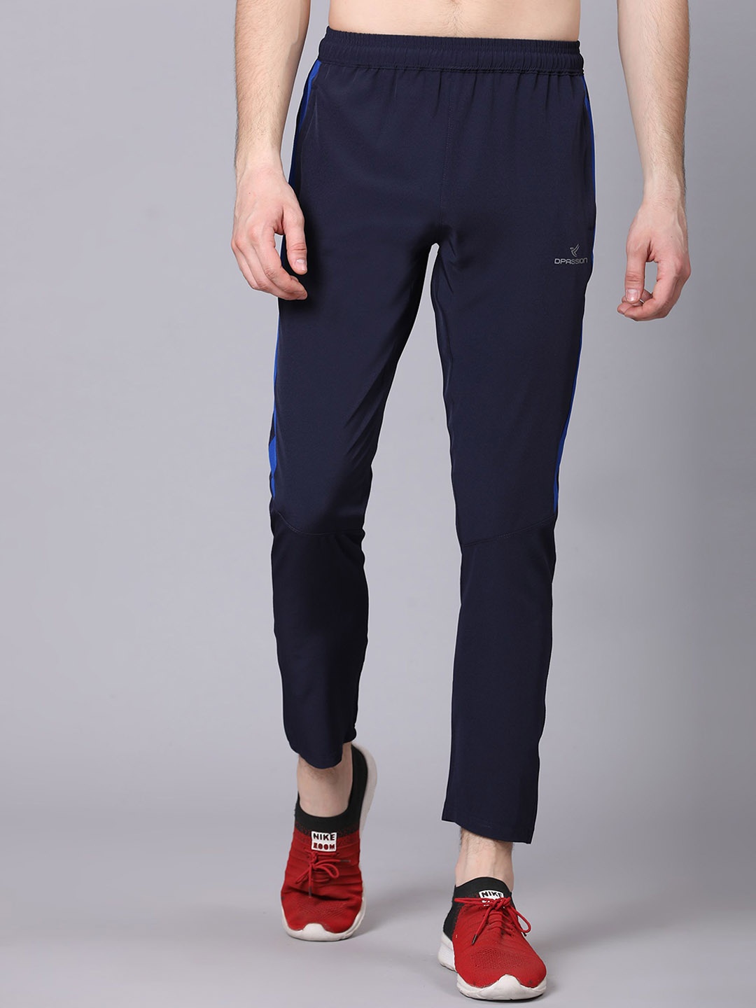 

Dpassion Men Mid-Rise Rapid-Dry Track Pants, Navy blue