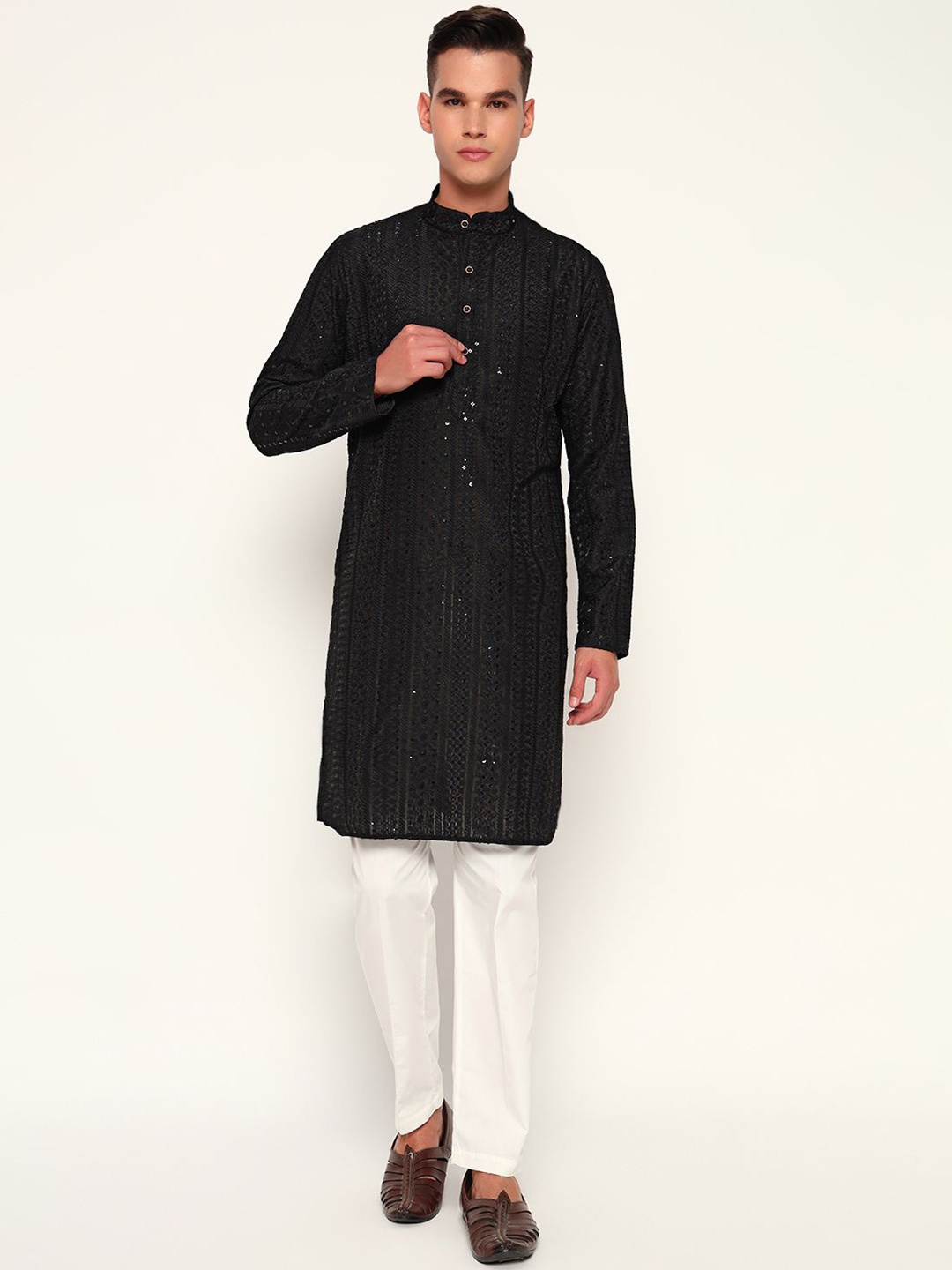 

ZARI Geometric Embroidered Sequinned Jacquard Weave Mandarin Collar Cotton Straight Kurta, Black