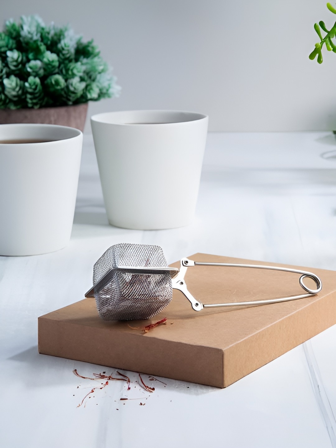 

NATURALLY YOURS Stainless Steel Square Tea Strainer