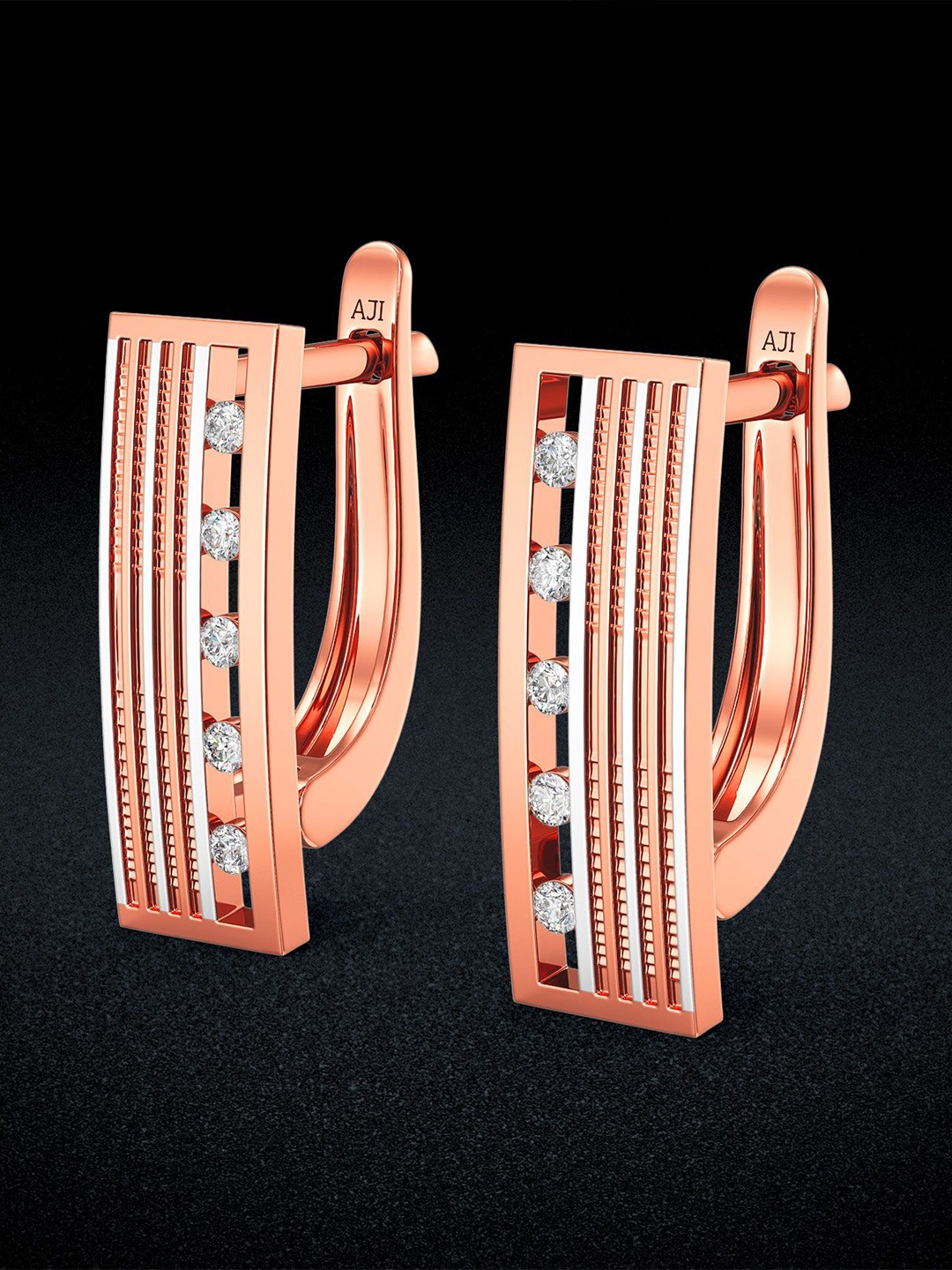 

Joyalukkas 18 KT Chic Striped Gold Hoop Earrings-3.66g, Rose gold