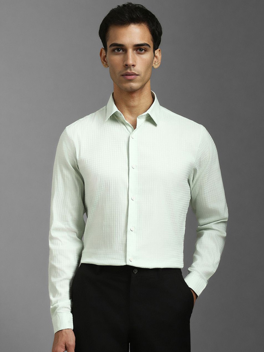 

Louis Philippe Sport Men Super Slim Fit Opaque Casual Shirt, Green