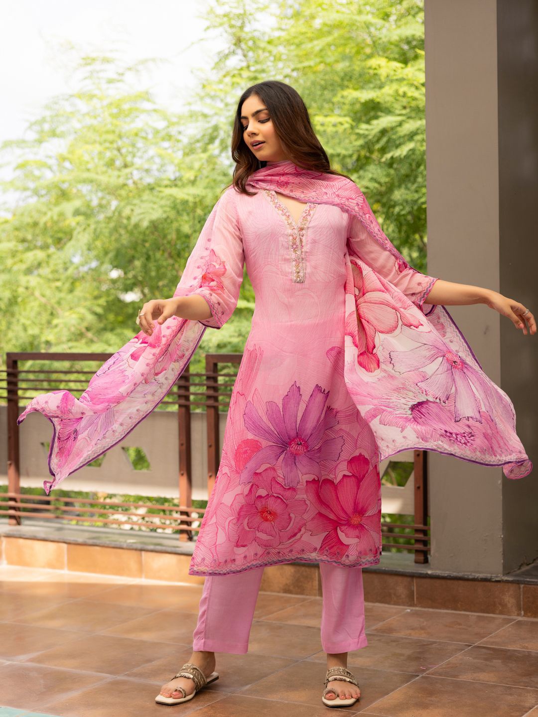 

Ambraee Floral Printed Straight Beads and Stones Kurta with Trousers & Dupatta, Pink
