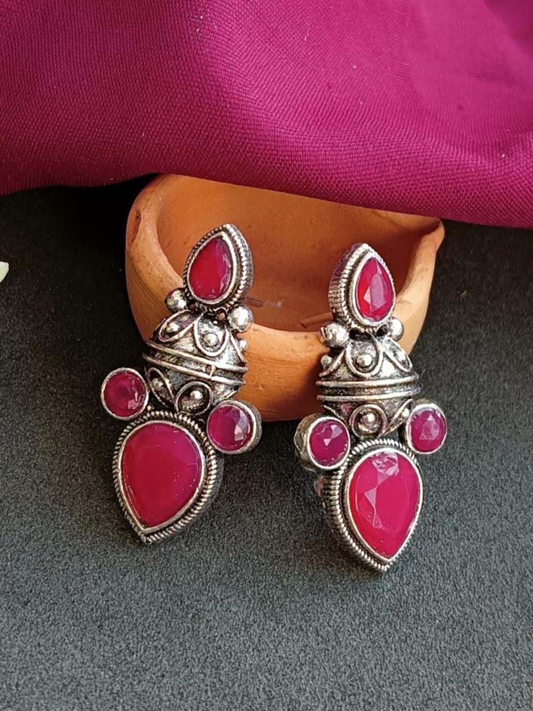 

Efulgenz Silver-Plated Oxidized Contemporary Drop Earrings