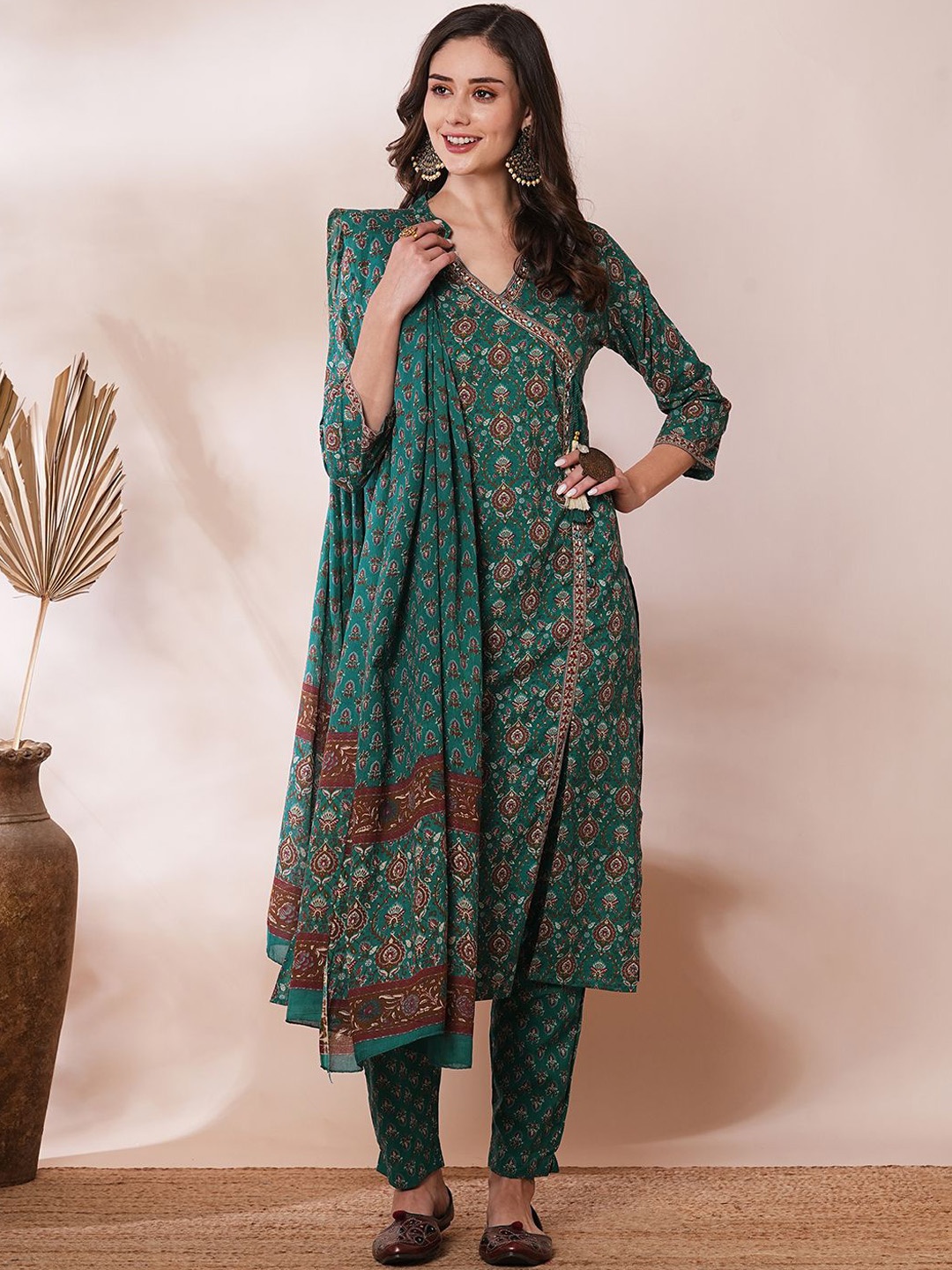 

FASHOR Teal Green Floral Printed Pure Cotton Straight Kurta With Trousers & Dupatta
