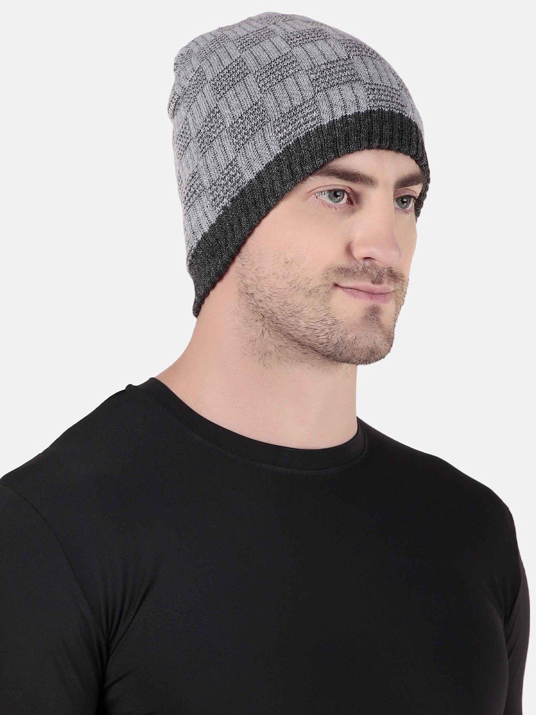 

WILD WEST Men Printed Woollen Winter Beanie, Grey