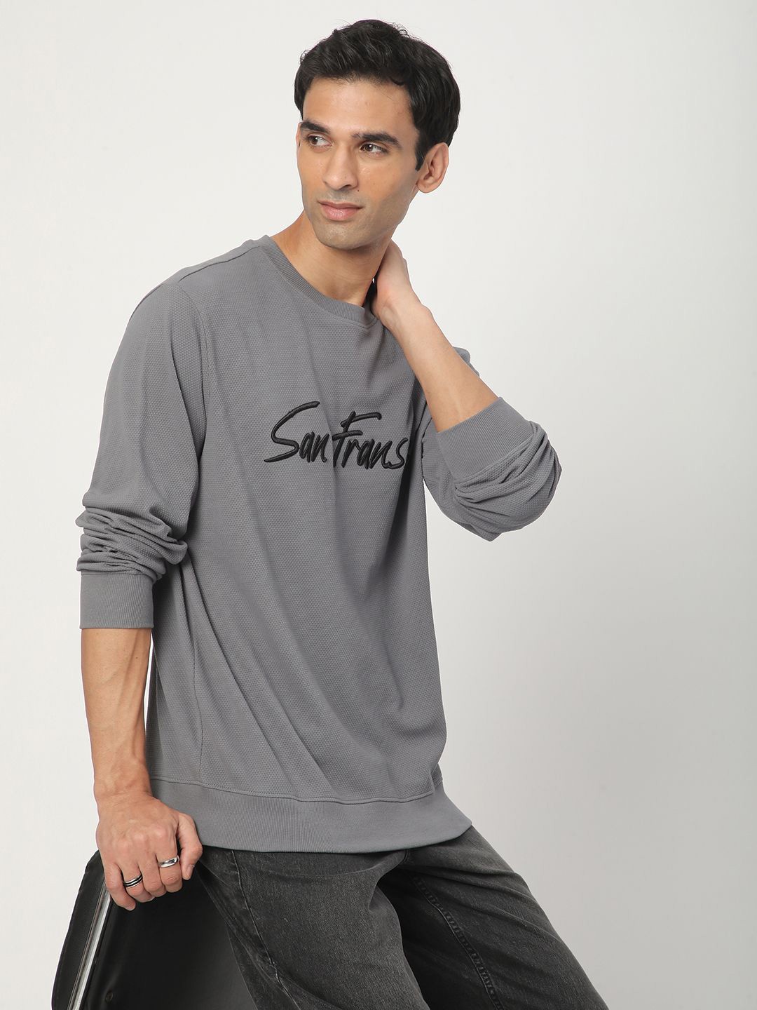 

R&B Men Cotton Round Neck Long Sleeves Sweatshirt, Grey