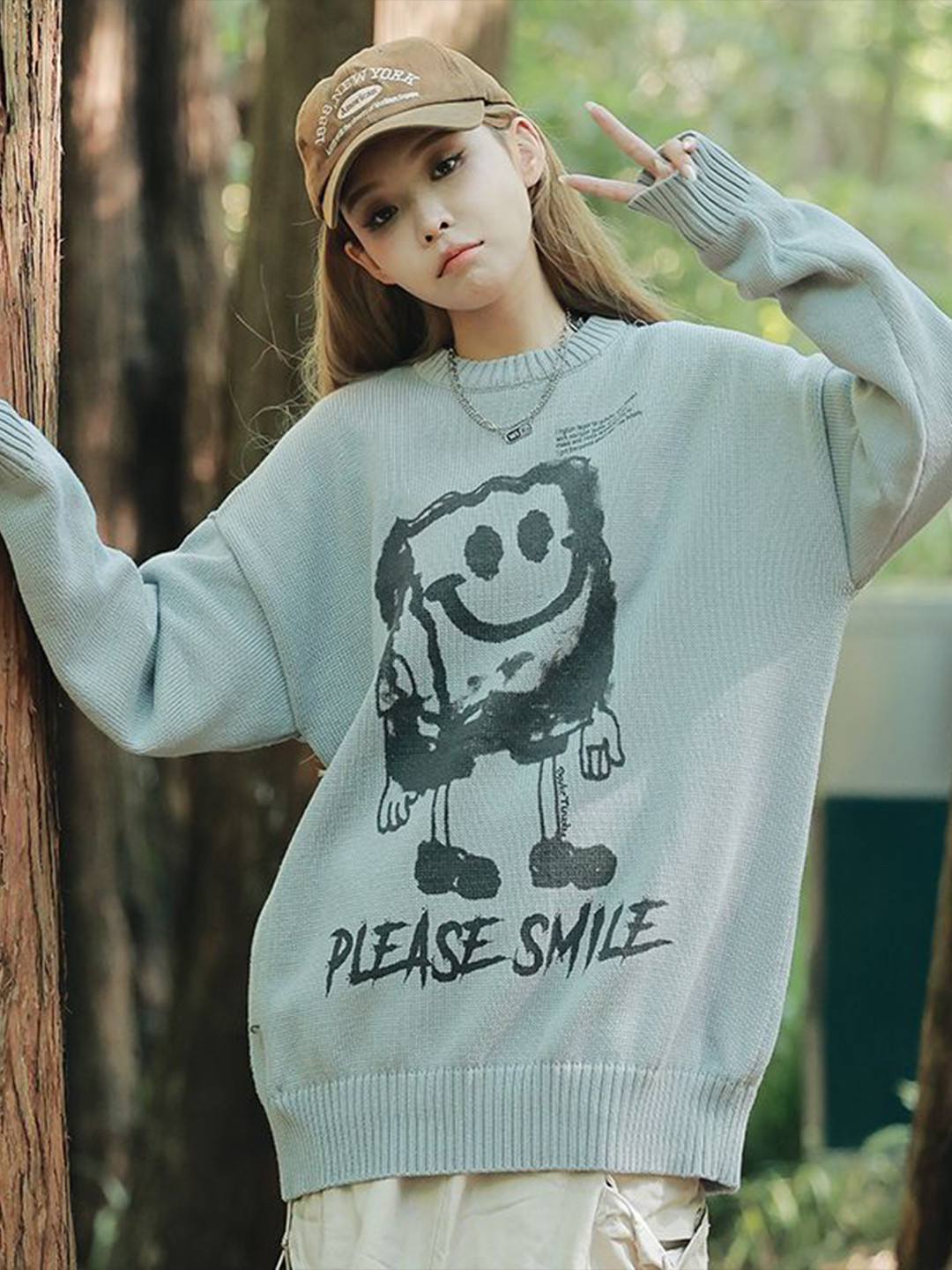 

StyleCast x Revolte Women Printed Round Neck Long Sleeves Pullover Sweaters, Grey